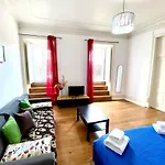 Classic Chiado 1 - With Shared Bathroom Lisboa