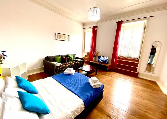 Classic Chiado 1 - With Shared Bathroom 3*