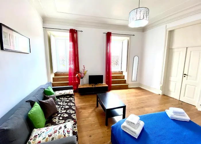 Classic Chiado 1 - With Shared Bathroom ליסבון
