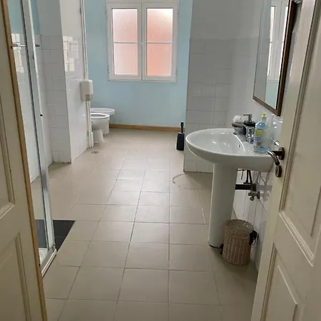 Πανσιόν Classic Chiado 1 - With Shared Bathroom Lisboa