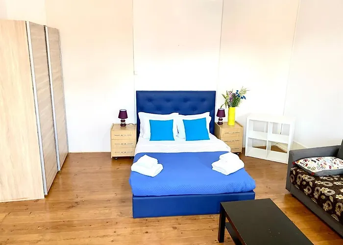 Classic Chiado 1 - With Shared Bathroom